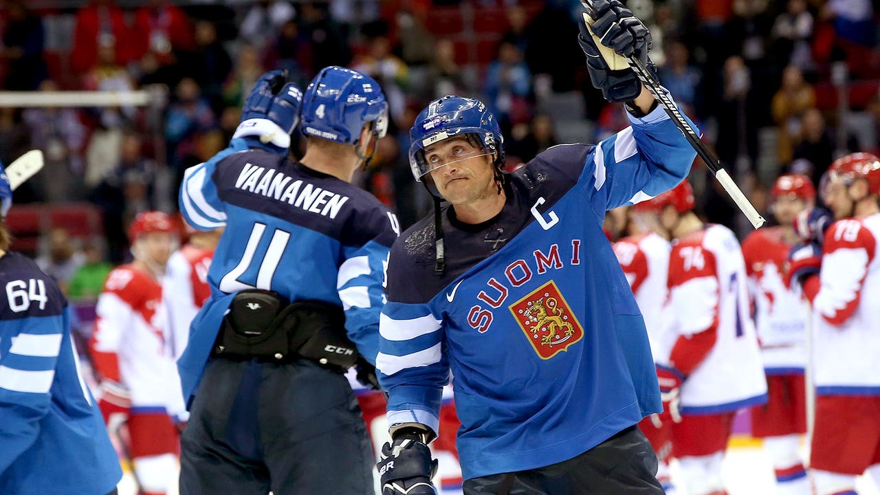 Finland eliminates Russia from medal contention in men's hockey